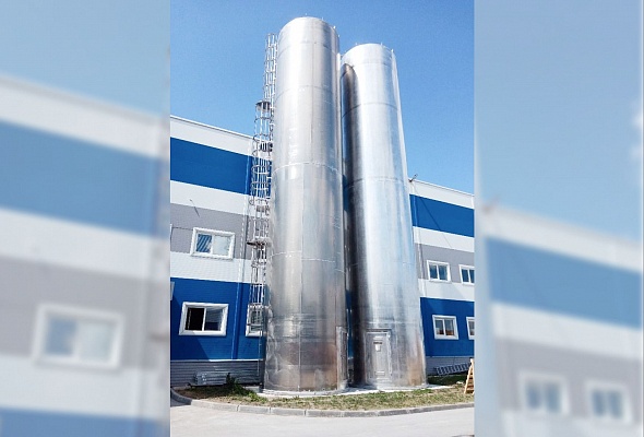 Первые алюминиевые силосы 300 м³ отгружены в Новосибирск.