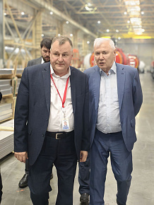 Депутат Госдумы Анатолий Геннадьевич Аксаков посетил с рабочим визитом завод «Сеспель».