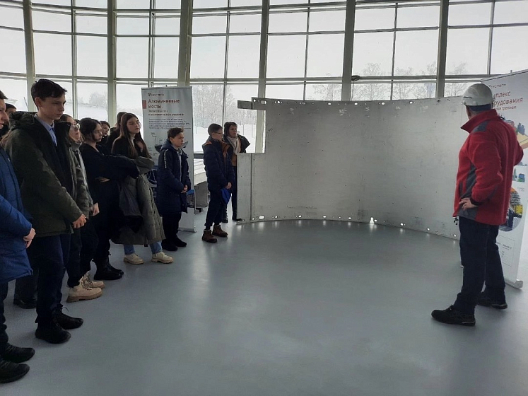 Дни открытых дверей для школьников 8-11 классов Моргаушского муниципального округа Чувашской Республики на заводе «Сеспель».
